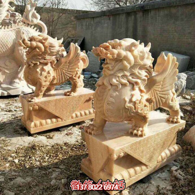 黃蠟石麒麟雕塑，精美石雕景區(qū)裝飾