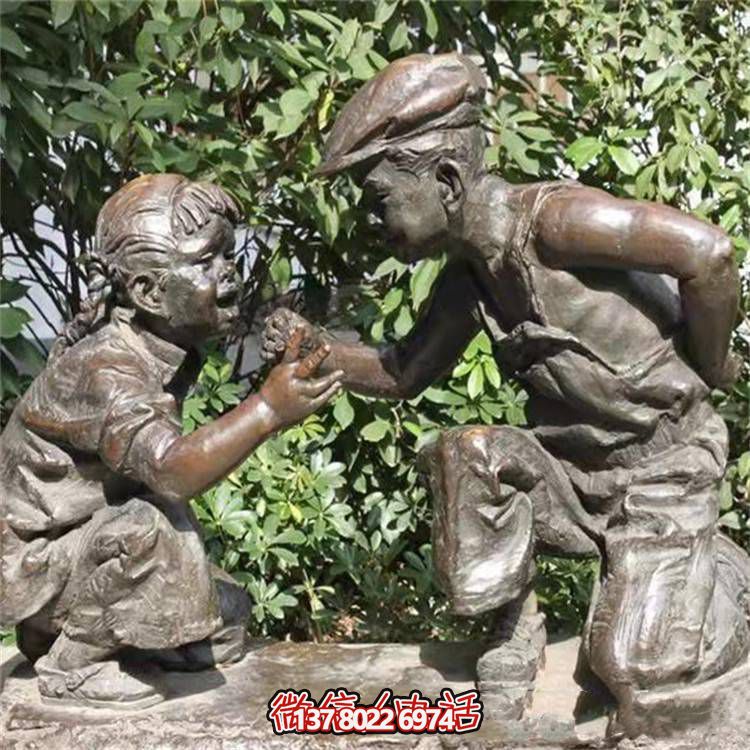 鑄銅裝飾擺件，雕塑人物表現(xiàn)民俗童趣