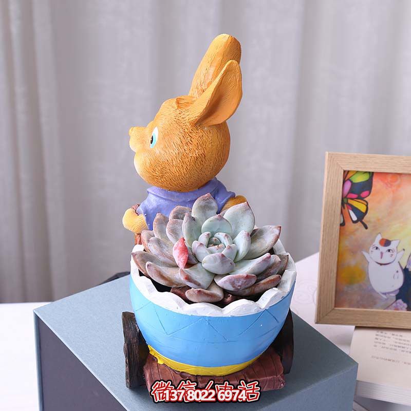 玻璃鋼兔子雕塑拉花盆，讓客廳擺件變得更有格調(diào)