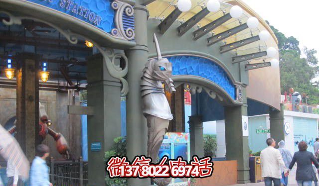 游樂場石柱上擺放的玻璃鋼創(chuàng)意海馬雕塑 游樂場石柱上擺放的玻璃鋼創(chuàng)意海馬雕塑