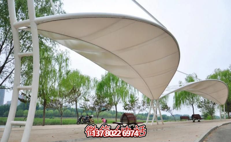 城市廣場(chǎng)裝飾不銹鋼樹葉形涼亭雕塑 城市廣場(chǎng)裝飾不銹鋼樹葉形涼亭雕塑