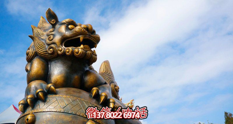 城市廣場創(chuàng)意不銹鋼仿銅獅子雕塑 城市廣場創(chuàng)意不銹鋼仿銅獅子雕塑