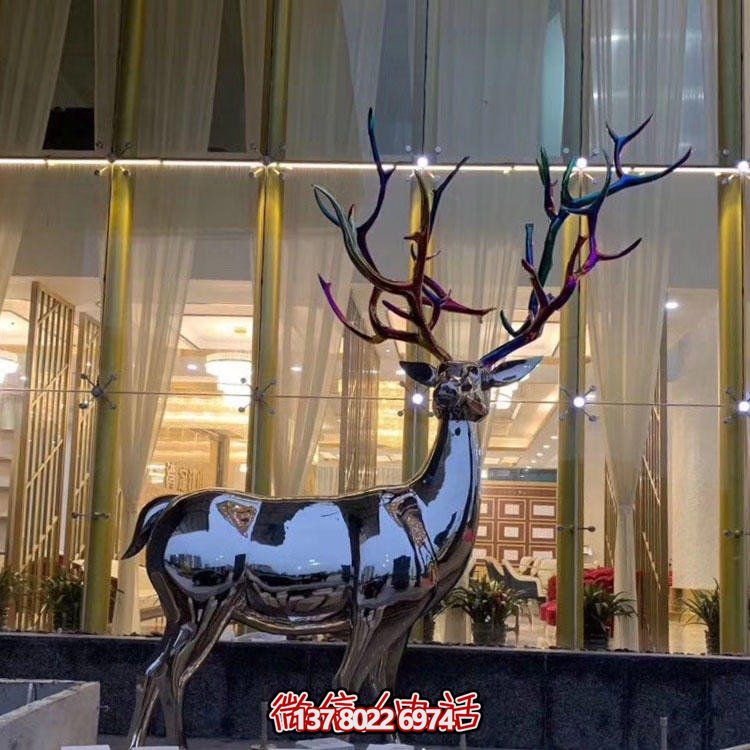 戶(hù)外不銹鋼鏡面鹿雕塑酒店鏤空動(dòng)物雕塑擺件
