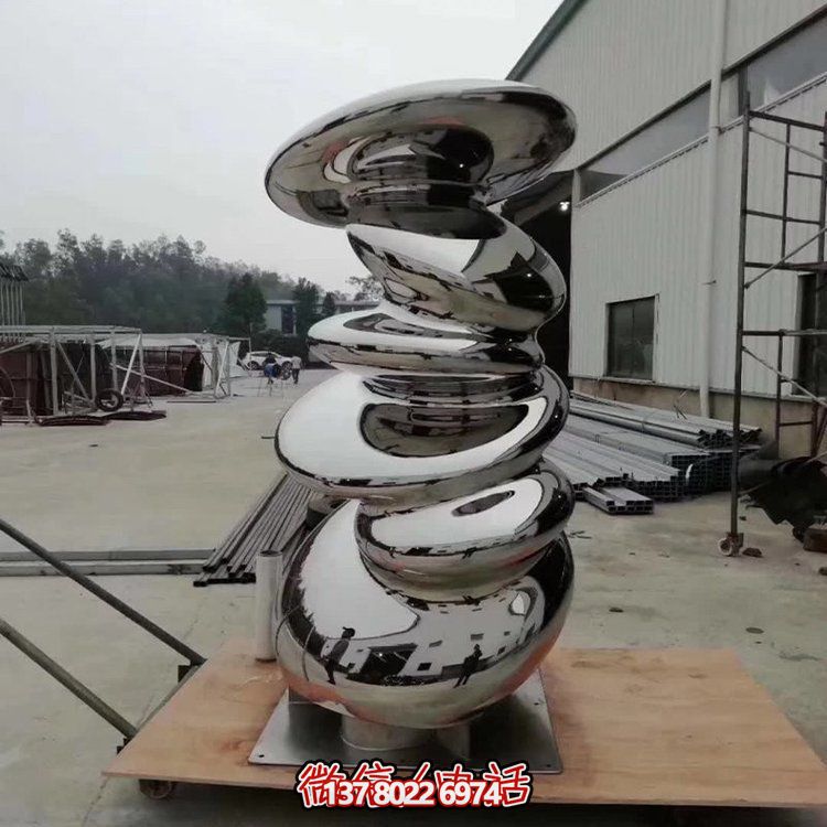 廣場(chǎng)不銹鋼鏡面疊起來的鵝卵石