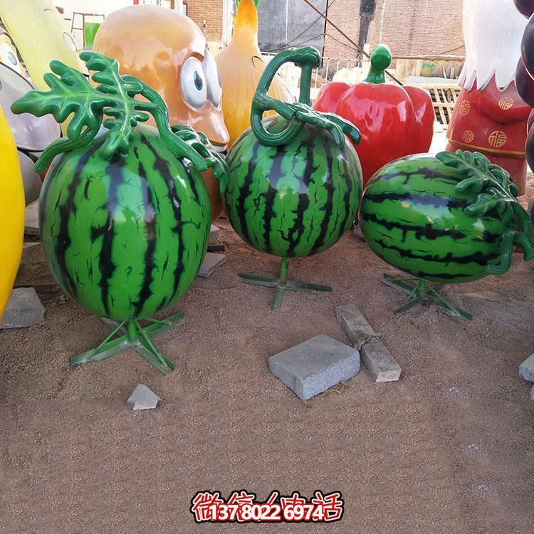 玻璃鋼仿真西瓜，大西瓜雕塑擺件