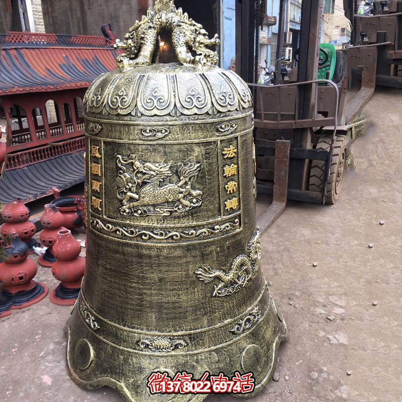 景點擺放大黃銅鐘 景點擺放大黃銅鐘