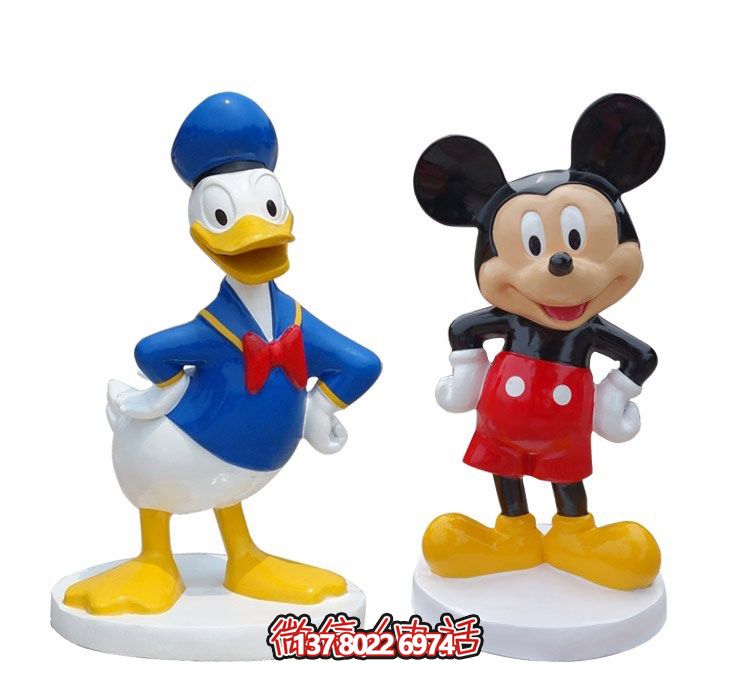 電影院一對俏皮的玻璃鋼米老鼠與唐老鴨雕塑 電影院一對俏皮的玻璃鋼米老鼠與唐老鴨雕塑